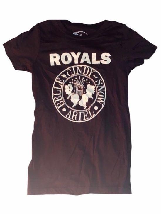 Disney Tops - Disney princesses tee shirt